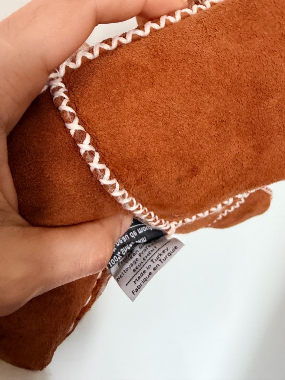 Ricardo B.H SheepSkin Gloves with Contrast Stitching - XS/S - Picture 2 of 6